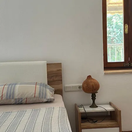 Hira Prázdninový dům